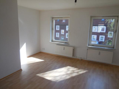 Modernisierte 3-Zimmer-Wohnung mit Einbauküche