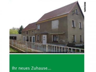 Kleines Einfamilienhaus mit Nebengelass und Garten!  *Preis VB*