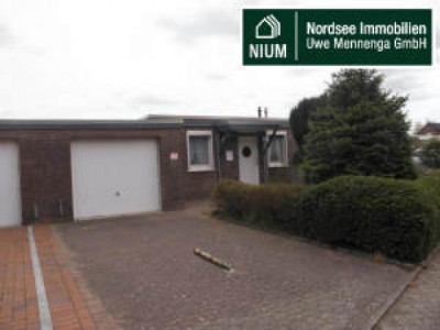 ** HAUSHÄLFTE MIT GARAGE - EBENERDIGES WOHNEN - UNEINSEHBARE TERRASSE - WALDNÄHE!