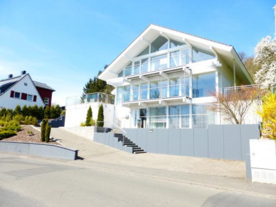 Davinci Einfamilienwohnhaus mit Einliegerwohnung und Doppelgarage