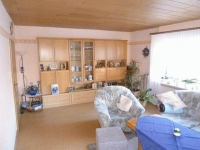 Helles Einfamilienhaus mit grosser Terrasse