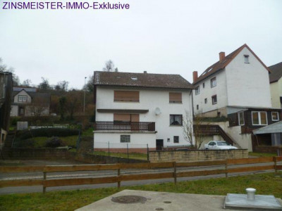 Gepflegtes Einfamilienhaus , nur ein kurzer Fußweg von der Ortsmitte entfernt