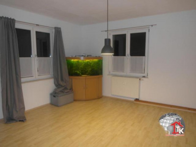 Anlageobjekt: 3,5 Zimmer-Eigentumswohnung mit Einbauküche, Carport in Bechhofen OT