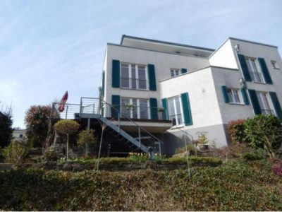 Lichtdurchflutete 3 Zimmer Erdgeschosswohnung im Briller Viertel