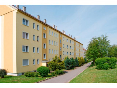 Ruhige Lage - Balkon - praktischer Grundriss!