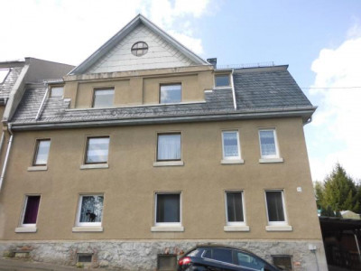 Zweifamilienhaus in Ortsrandlage mit viel Platz