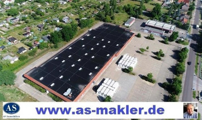 Gewerbegrundstück mit Einkaufszentrum (Leer) günstig zu verkaufen!