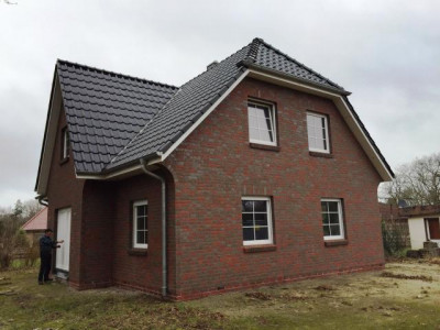 Neubau-Einfamilienhaus erwartet Ihre Fertigstellungswünsche