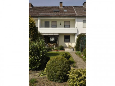 Provisionsfrei: Ruhiges Reihenmittelhaus in guter Lage in Bielefeld-Heepen