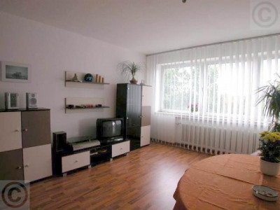 FLATmix.de /Ruhige, modern möblierte 3-Zi.-Küche-Bad-Wohnung mit BALKON