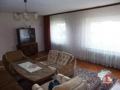 Wohnen und Arbeiten in Dürrwangen mit Dachterr., Garage und Scheune