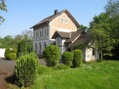 Handwerker aufgepasst - Einfamilienhaus in idyllischer Lage von Detmold!