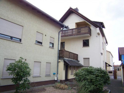 Hanau-Steinheim, MFH als Kapitalanlage oder Generationshaus! Komplett Frei!