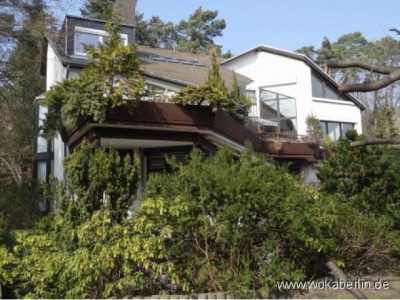 Viel Raum und Licht +++ außergewöhnliche EG-Maisonnette-Gartenwohnung in Berlin-Dahlem