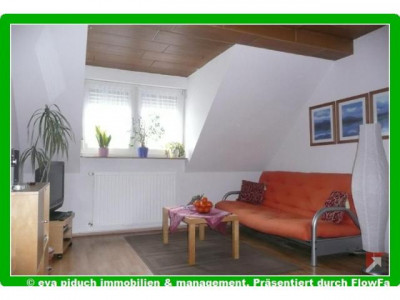 piduch* Schöne Dachgeschosswohnung mit toller Anbindung an die Flughafenautobahn