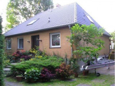 Wasserliebhaber aufgepasst! - Preisreduziertes EFH mit Marina vor der Haustür