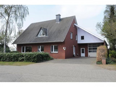 Geräumiges Einfamilienhaus - zum Leben auf dem Lande