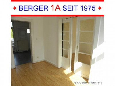 NAHE WATERFRONT: HELLE, GEPFLEGTE 2-ZIMMER-WOHNUNG mit Balkon, Einbauküche, Duschbad mit Fenster