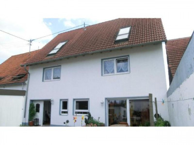 Neustadt Lachen-Speyerdorf: Schöner Wohnen auf viel Platz!