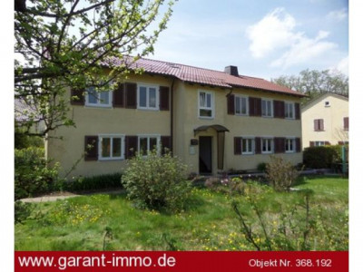 Pfiffig geschnittene 3 Zimmer-Wohnung mit Terrasse und Garten