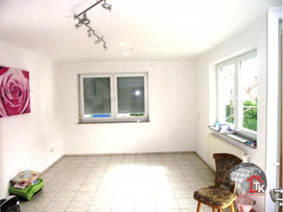 Wow ist diese Wohnung hell und lichtdurchflutet 5 Zimmer Wohnung in Oettingen