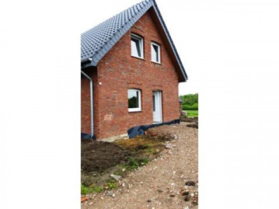 Neues Niedrigenergie-Einfamilienhaus ( Erstbezug )in Ascheberg mit Pferdeboxen zu vermieten.