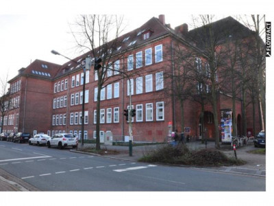 *** Erstbezug nach Kernsanierung: Top-Büro oder Praxis in der Neustadt ***