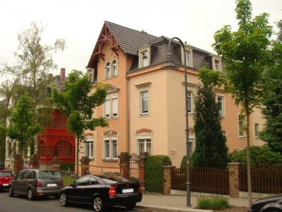 Urgemütliches Nest unterm Dach in liebevoll saniertem Altbau im Zentrum von Radeberg!