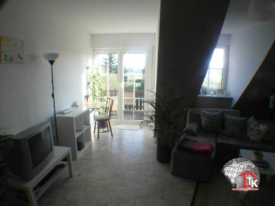 3 Zimmer-Wohnung mit Balkon und Einbauküche in Arberg OT