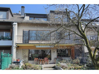 modern - ruhige Lage - nur 2 Nachbarn im Haus