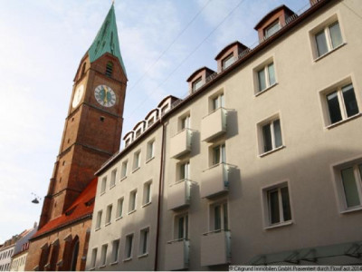 Altstadt/Zentrum - Teilmöbliertes Designerapartment mit Innenhofbalkon