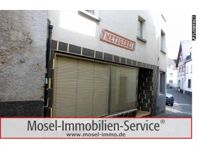 Wohn-/Geschäftshaus im Ortskern