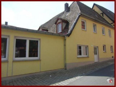 Wohn- und Geschäftshaus mitten in Bad Windsheim - Mtl. Kaltmiete ca. 4.100,-- Euro