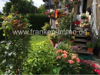 Moderne und helle, 4-5 Zimmer-Wohnung mit Garten, in Fürth