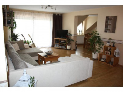 Einziehen und wohlfühlen: 4-Zimmerwohnung mit Balkon und Garage in Gemünden