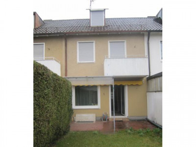 Brück Immobilien - Bestlage Pasing-Nymphenburg-Kanal - Reihenmittelhaus mit ca. 230 m² Grund