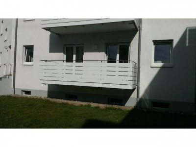 Hier wird jetzt frisch renoviert - 4 ZKB, Balkon, Garage, Stellplatz