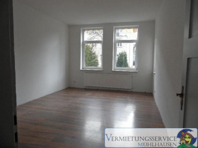 sanierte 4 Zi-Whg. im Erdgeschoss