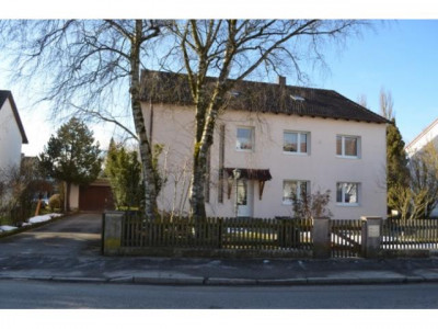 Das gibt es nicht alle Tage - einladende 4,5 Zimmer-Wohnung in Landsberg Ost