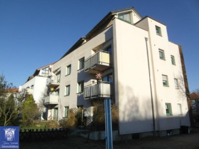 Eindrucksvolle Wohnung mit großem Süd-Balkon in ruhiger Lage und nah zur Heide!