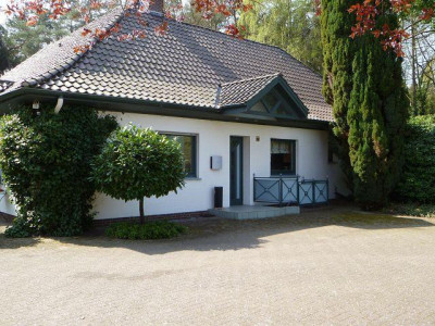 fi-con Immobilien* Herrlich gelegenes Anwesen*nicht einsehbare Alleinlage* auf großem Grundstück