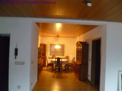 Wenn sie in einem gepflegten Haus  nur 15 Autominuten von Kaiserslautern umsonst wohen wollen , lesen sie weiter