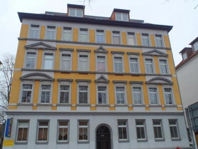 Freundliche 3-Zimmer-Wohnung mit neuem Laminatboden & Einbauküche