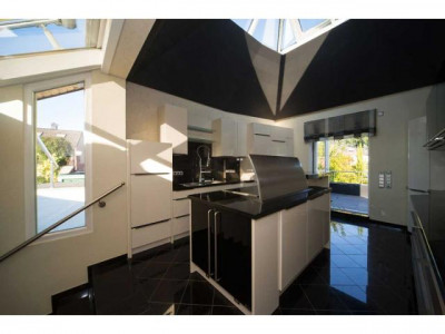 Traumhaus für Liebhaber von edlem Stein !