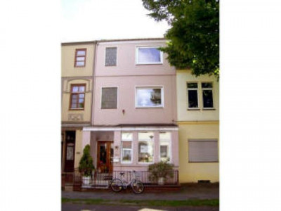 Zwei- bis Dreifamilienhaus in Bremen-Lindenhof