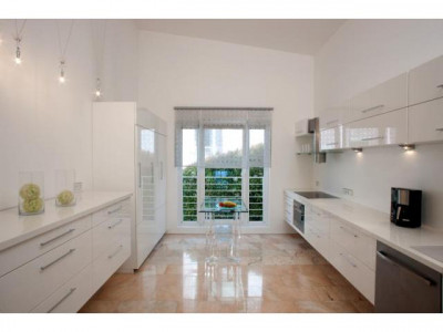 Ultramodernes, freistehendes Einfamilienhaus in Stadtrandlage von Worms (Baujahr 2012)