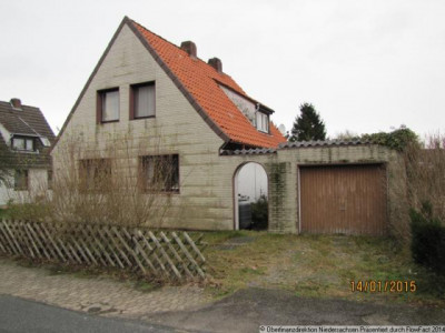 Vor den Toren Bremens: In Uphusen: Kernsanierung oder Neubau