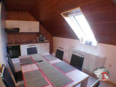 Neu renovierte 4 Zimmerwohnung kompl. möbliert für Monteure in Aurach