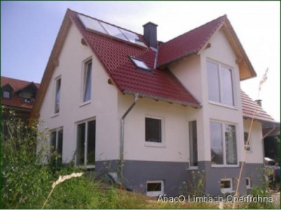 * Neubau in zweiter Reihe - Energiesparhaus 