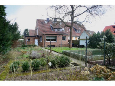 Schickes Siedlungshaus in Seenähe!